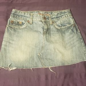 American Eagle distressed skirt